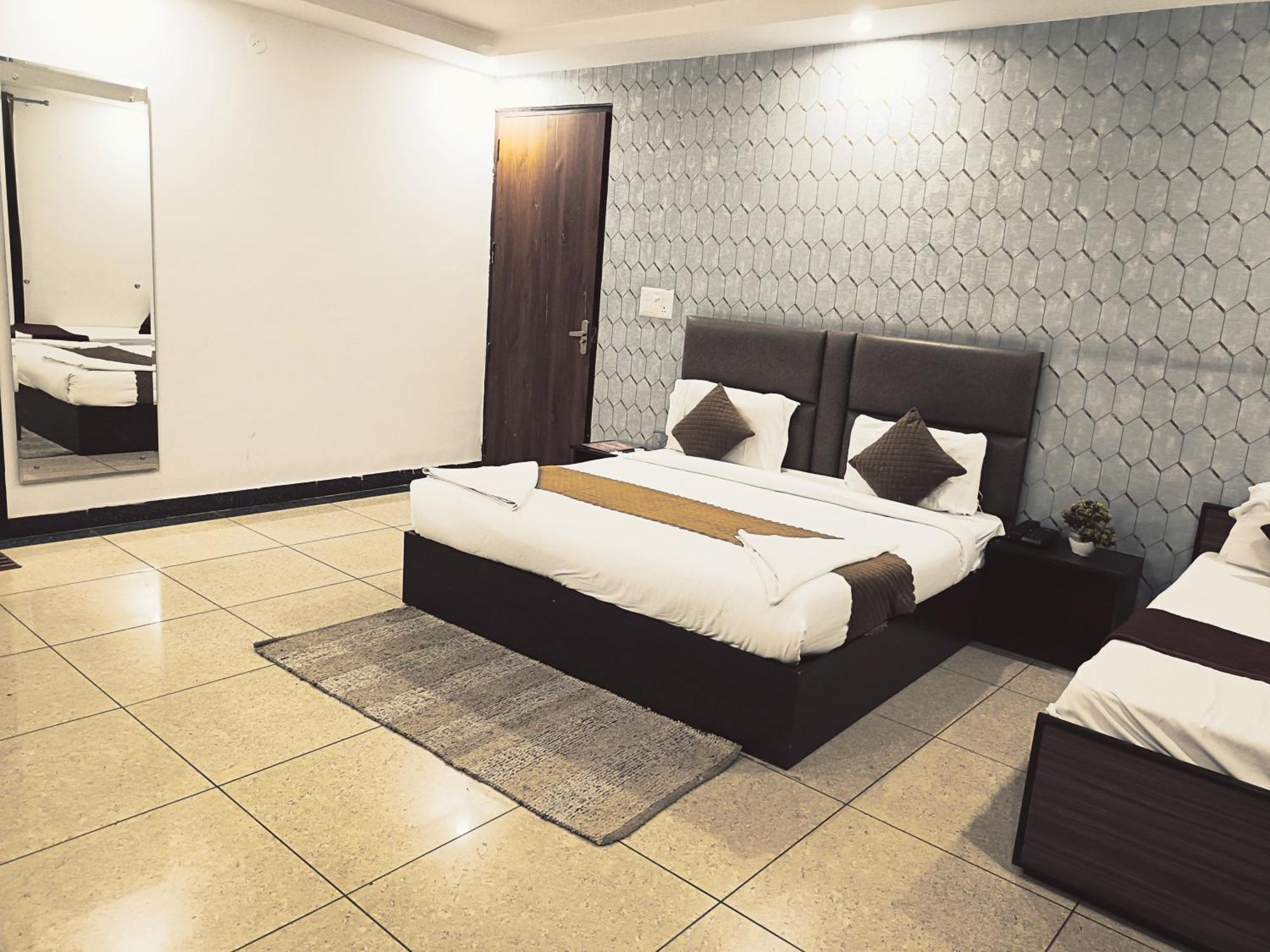 Hotel Grand City Maxx A Family Hotel Near Igi Delhi Airport New Delhi Exterior photo